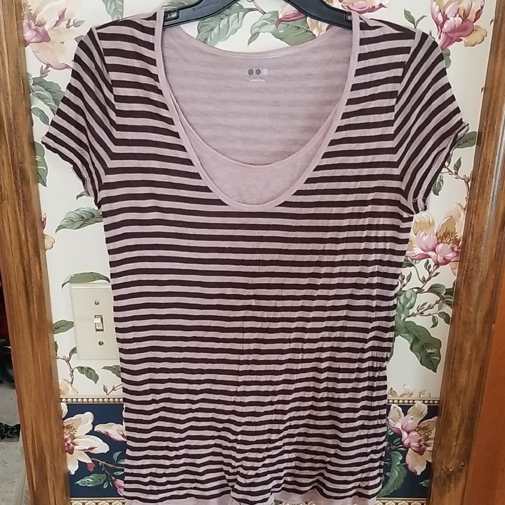 Three Dots. Striped Short Sleeve Top